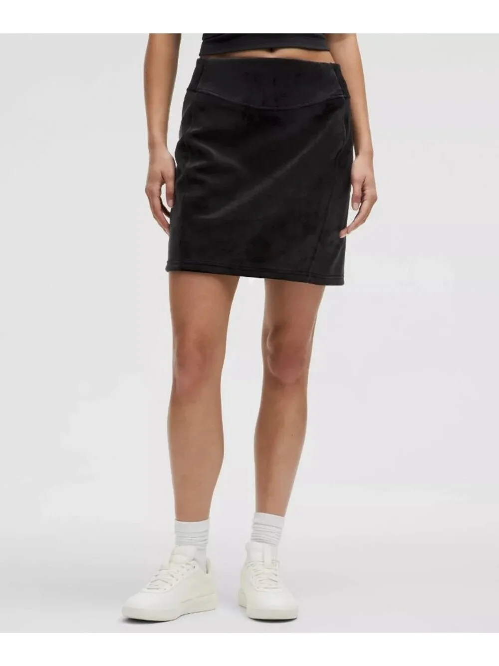 Lululemon Black Soft Velvet Scuba Knit Mini Skirt